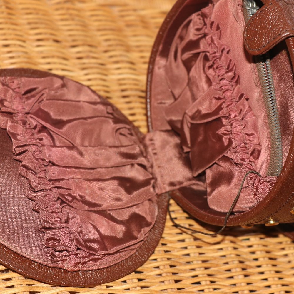 UNIQUE VINTAGE ROUND HANDBAG - Picture 4 of 8